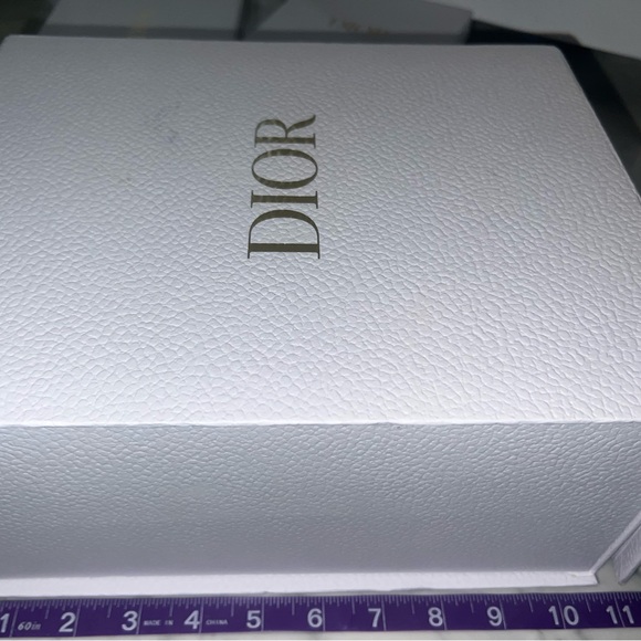 Dior White and Gold Shopping Bag set - Picture 2 of 6